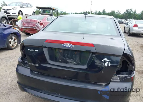 2012 Ford Fusion S z USA, uszkodzony, nr VIN 3FAHP0GA0CR153694